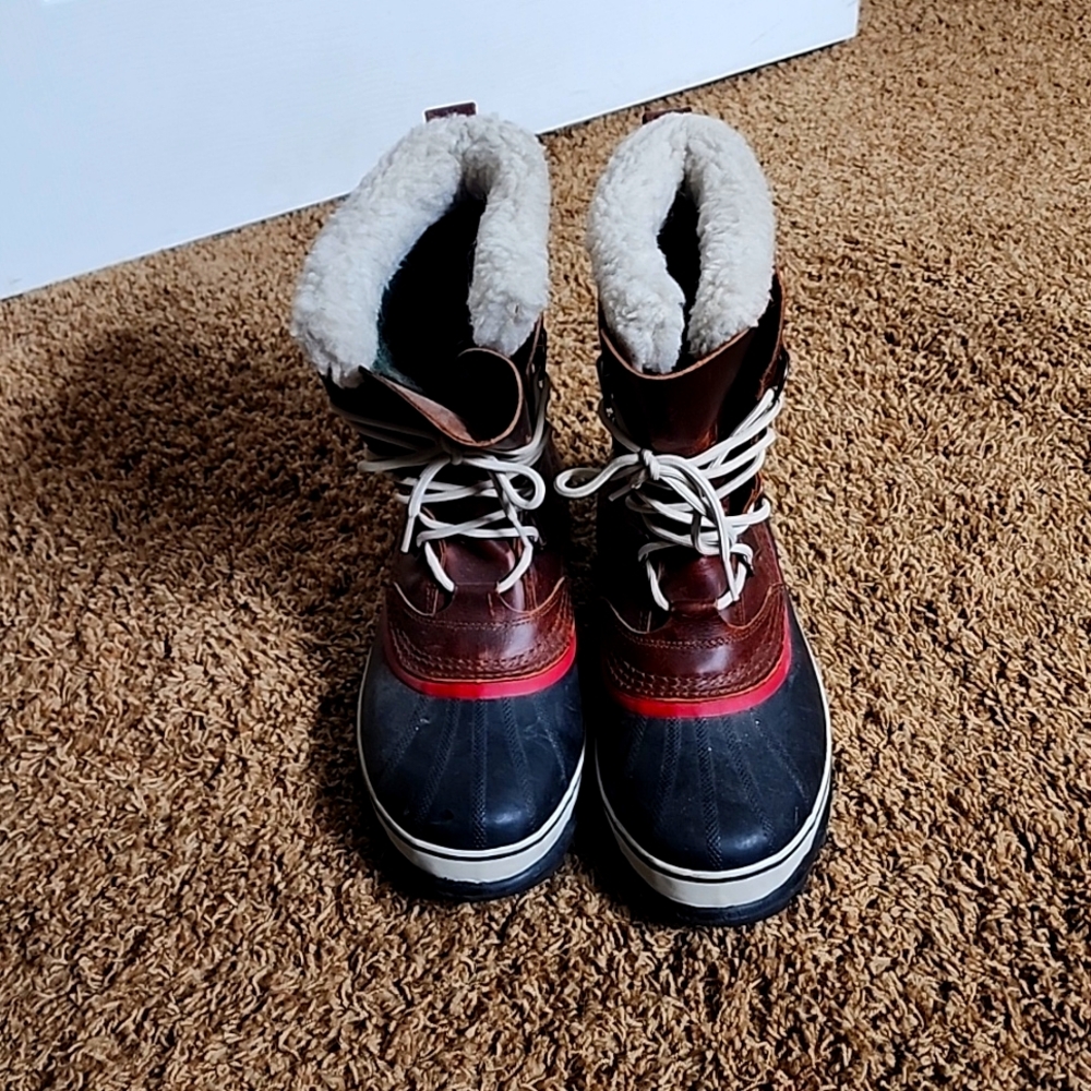 Men's Size 10 Sorel snow boots